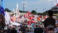 Saat Bendera Garbi dan PKS Berdampingan di Kampanye Prabowo