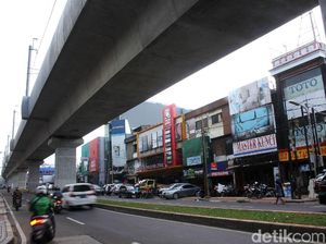 Curhat Pedagang: MRT Bikin Harga Sewa Ruko Melejit Curhat Pedagang: MRT Bikin Harga Sewa Ruko Melejit