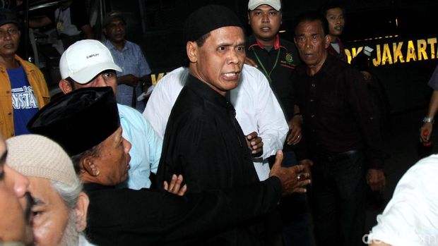 5 Preman Paling Ditakuti Hijrah Menjadi Mualaf