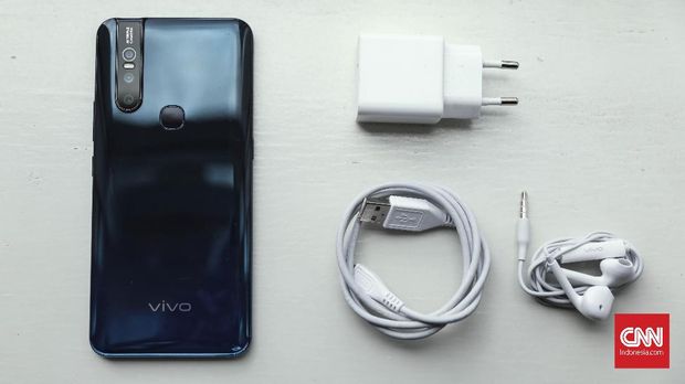 Vivo V15, Usung Kamera 'Pop-up'