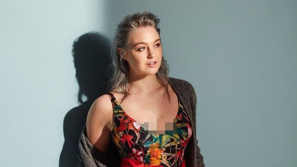 Potret Iskra Lawrence, Model Inspiratif yang Dobrak Standar Kecantikan