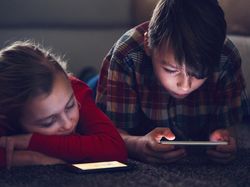 Apakah Benar 5G Jadi Faktor Utama Main Game Online Ngebut?