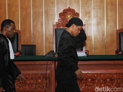 Senpi Saat Sidang Hercules Diprotes Pengacara, Polisi: Hanya di Pintu