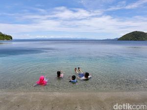 Pantai di Desa Tawa Berair Panas, Kok Bisa? Pantai di Desa Tawa Berair Panas, Kok Bisa?