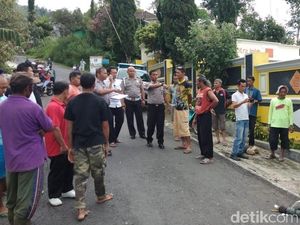 Rem Blong di Turunan Candi Sukuh Karanganyar, 2 Orang Tewas Rem Blong di Turunan Candi Sukuh Karanganyar, 2 Orang Tewas