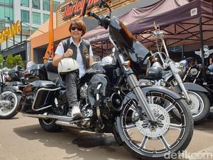 Moge Harley-Davidson di Mata Lady Bikers