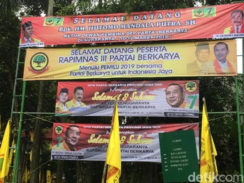 Tetap Parnoko Meski Jual Nama Soeharto