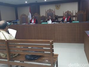Bantah Korupsi, Eks Dirut Jasindo Minta Tak Dihukum Uang Pengganti Bantah Korupsi, Eks Dirut Jasindo Minta Tak Dihukum Uang Pengganti