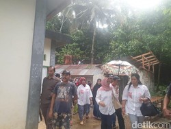 Kampanyekan Jokowi-Maruf, Srikandi Door to Door ke Warga Sumbar