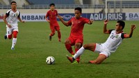 Brunei mendapatkan penalti pada menit ke-82. Muhamad Riyandi melangar MD Azreen Eskander, hingga wasit menunjuk titik putih. Riyandi mendapat kartu kuning.
