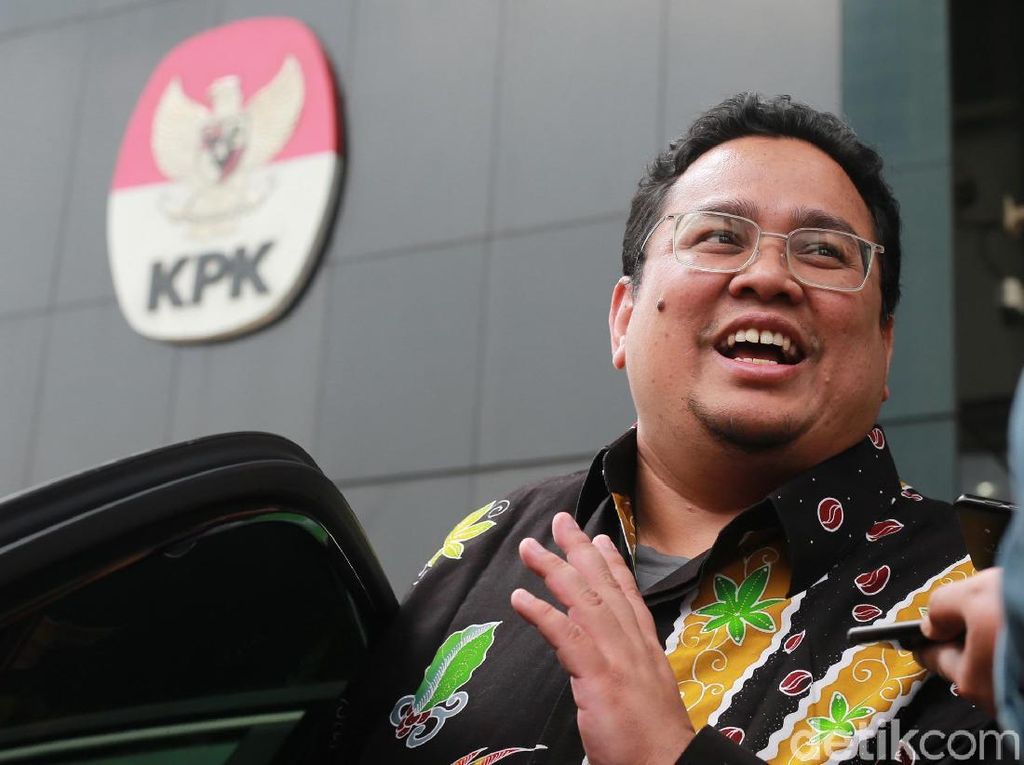 Bawaslu Tunggu Bukti Lain Terkait Cap Jempol Amplop Bowo Sidik Bawaslu Tunggu Bukti Lain Terkait Cap Jempol Amplop Bowo Sidik