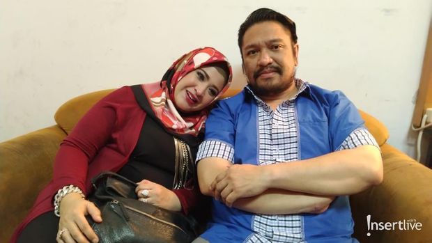 Wirdha Sukaesih & Suami