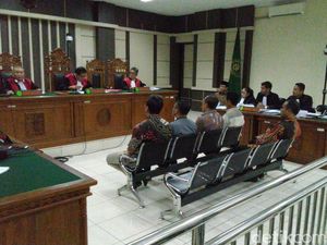 Ada yang Ingin Intervensi Kasus Taufik Kurniawan, Siapa Itu? Ada yang Ingin Intervensi Kasus Taufik Kurniawan, Siapa Itu?
