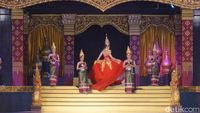 Foto: Naik Gajah sampai Nonton Ladyboy di Pattaya, Mau?