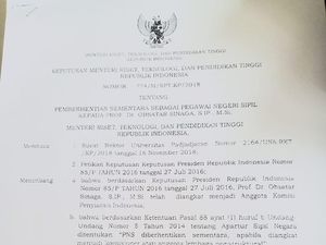 Sengkarut Pemilihan Rektor Unpad, 1 Kandidat Diberhentikan dari PNS Sengkarut Pemilihan Rektor Unpad, 1 Kandidat Diberhentikan dari PNS