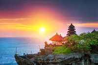 Tanah Lot Bali yang indah.