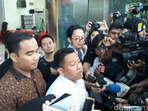 Menag Copot Sementara Sekjen Kemenag Gegara Polemik Dirjen Bimas Katolik Menag Copot Sementara Sekjen Kemenag Gegara Polemik Dirjen Bimas Katolik