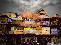 Kebakaran di Jalan Simprug Golf Jaksel, 20 Unit Damkar Diturunkan