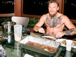 Pensiun dari MMA, Conor McGregor Punya Menu Sarapan Sehat dan Mengenyangkan