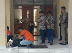 Kawanan Maling Gondol 2 Proyektor di Kantor Inspektorat Bandung
