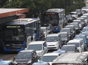 Duh,... Jalur TransJakarta kok Susah Banget Steril