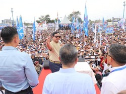 Prabowo Mulai Lempar Nama Menteri