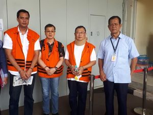 Kasus Suap DPRD Kalteng, KPK Eksekusi 3 Terpidana dari Swasta Kasus Suap DPRD Kalteng, KPK Eksekusi 3 Terpidana dari Swasta