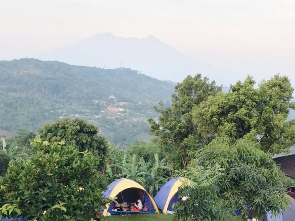 6 Tempat Camping Bebas Macet, Cuma 60 Menit dari Jakarta! 6 Tempat Camping Bebas Macet, Cuma 60 Menit dari Jakarta!