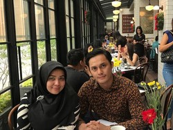Masih tentang Kisah Cinta Muzdhalifah dengan Berondongnya