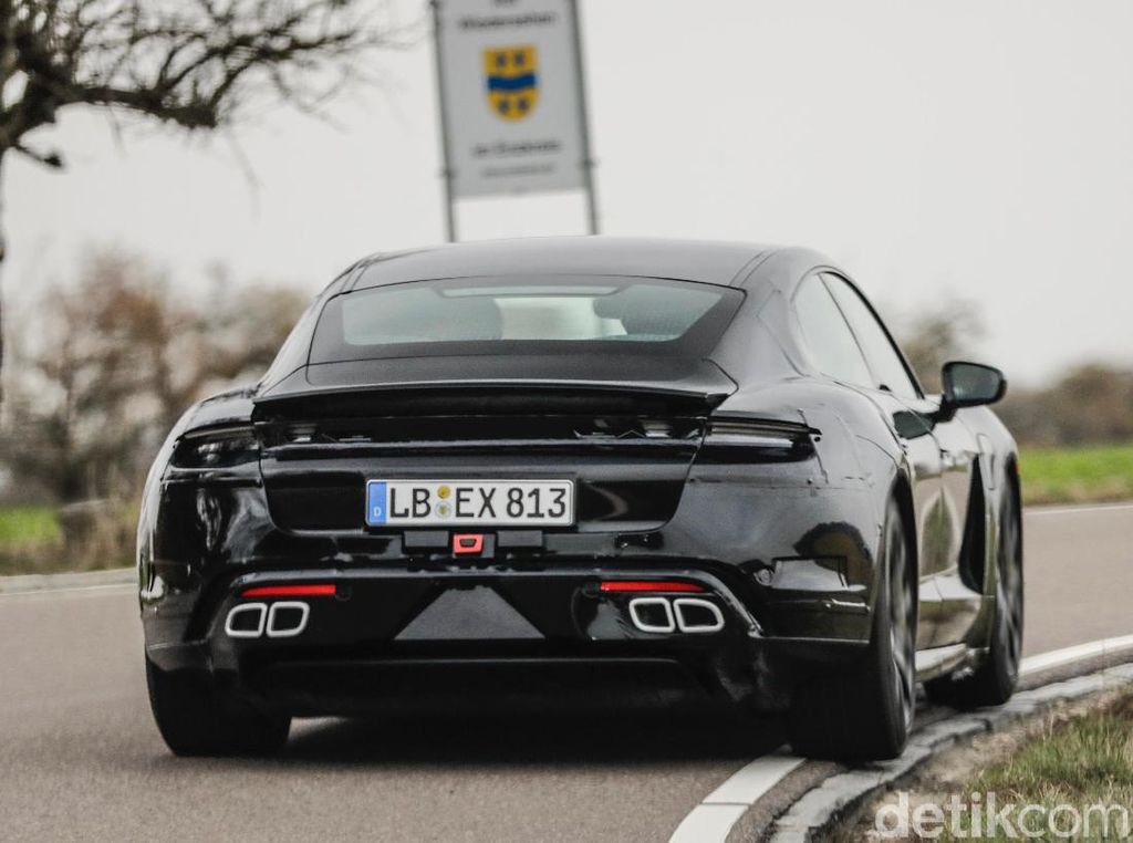 Soal Mobil Listrik Target Porsche Tidak Sama dengan Jepang Soal Mobil Listrik Target Porsche Tidak Sama dengan Jepang