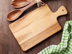 Bukan Untuk Gantungan Ternyata Ini Fungsi Lubang pada Talenan