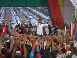 Jokowi Janji Bangun Infrastruktur Kereta Api di Kalsel