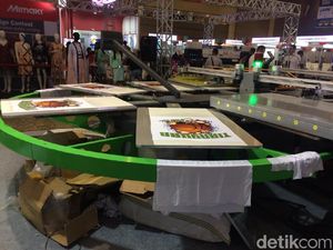 Mesin Made In China Ini Bisa Ngeprint 700 Baju/Jam Mesin Made In China Ini Bisa Ngeprint 700 Baju/Jam