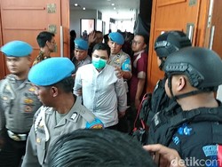 Pakai Masker, Korban Penganiayaan Habib Bahar Diteriaki Pengunjung