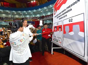 Jokowi Pasang Target di Kaltim: Minimal Menang 70 Persen!