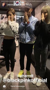 Pharrell bersama Jennie & Lisa BLACKPINK 