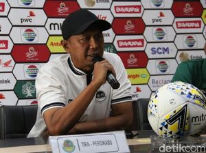 Rahmad Darmawan Jelang Jumpa Persebaya: Andai Lawan Tim Lain Rahmad Darmawan Jelang Jumpa Persebaya: Andai Lawan Tim Lain