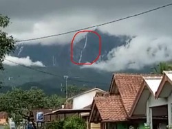 Video Air Menggelontor di Tebing Gunung Galunggung Bikin Heboh
