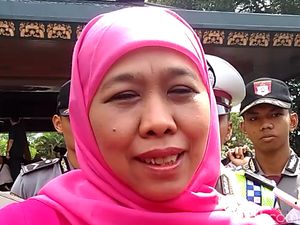 Kuasa Hukum Pastikan Khofifah Siap Jadi Saksi Kasus Rommy Kuasa Hukum Pastikan Khofifah Siap Jadi Saksi Kasus Rommy