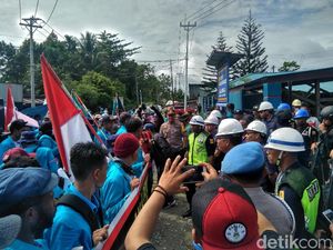 Timika Sering Mati Lampu, Mahasiswa Demo Minta Kepala PLN Dicopot