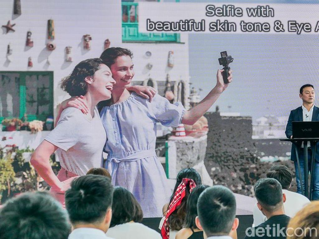 Sony Luncurkan Penerus Kamera RX0, Mungil dan Tahan Banting Sony Luncurkan Penerus Kamera RX0, Mungil dan Tahan Banting