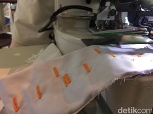 Mesin Canggih Ini Bisa Buat Lubang Kancing Dalam Waktu 10 Detik Mesin Canggih Ini Bisa Buat Lubang Kancing Dalam Waktu 10 Detik