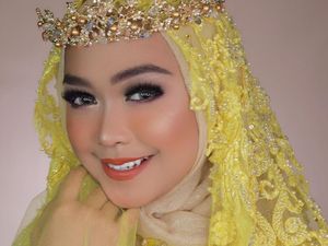 Ria Ricis Makan Gurita yang Bergerak Ria Ricis Makan Gurita yang Bergerak