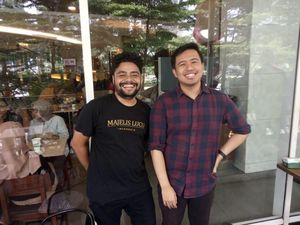 Deg-degan, Majelis Lucu Indonesia Roasting Anak Jokowi Dijaga Paspampres dan Intel