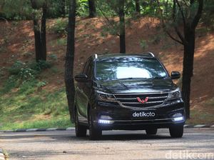 Seberapa Nyaman Mengendarai MPV China Wuling Cortez?