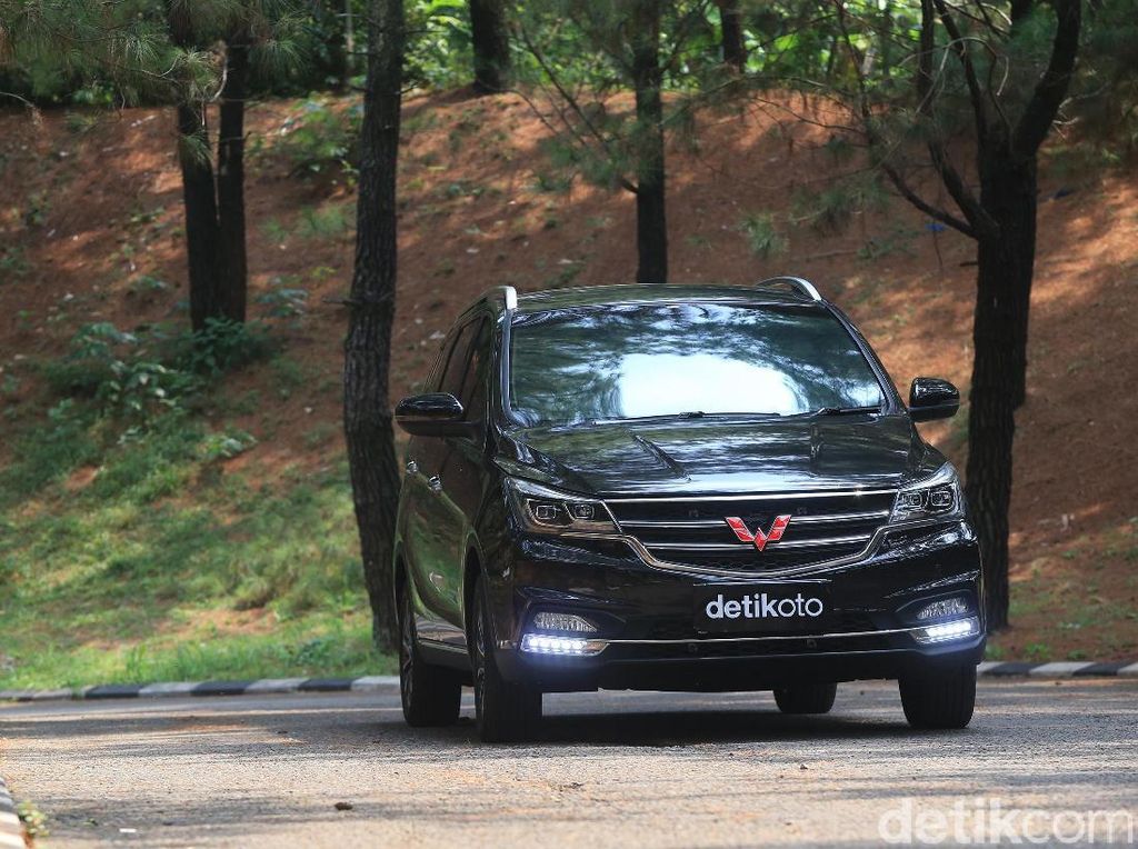 Seberapa Nyaman Mengendarai MPV China Wuling Cortez? Seberapa Nyaman Mengendarai MPV China Wuling Cortez?