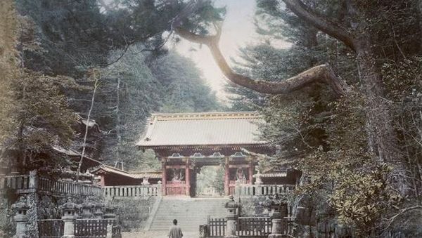 Potret Berwarna Ungkap Suasana Jepang Seabad Silam