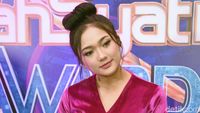 Marion Jola, Angel Lelga, Afgan, Sheryl Sheinafia, Dhawiya hingga Lea Michele