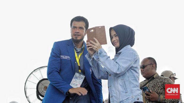 Primus Yustisio, 'Manusia Millenium' di Senayan