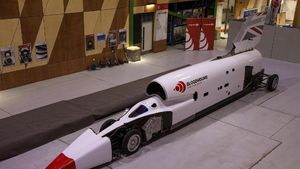 Jet Darat Pemecah Rekor Kecepatan, Tembus 1.600 Km/jam!